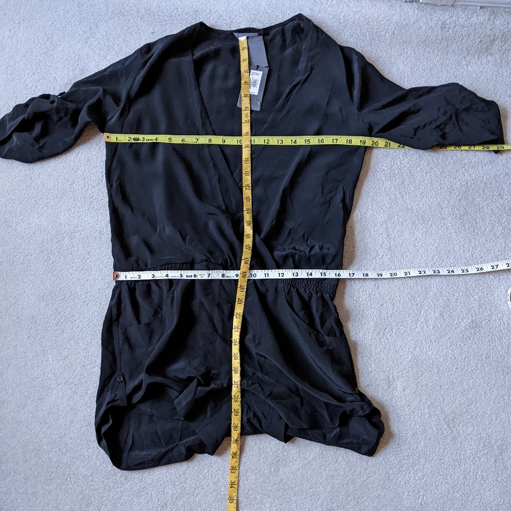A/X Armani Exchange black silk v neck romper NWT size 8 - Picture 5 of 5